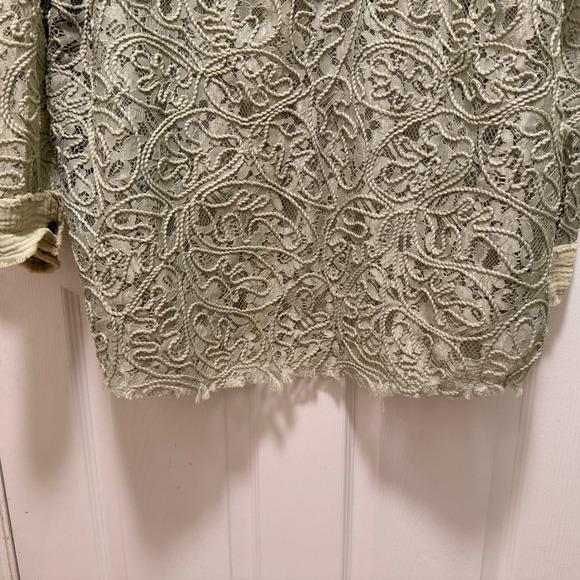 POL Lace Crochet Raw Hem Distressed Button Down Shirt Green Size S - Picture 12 of 14
